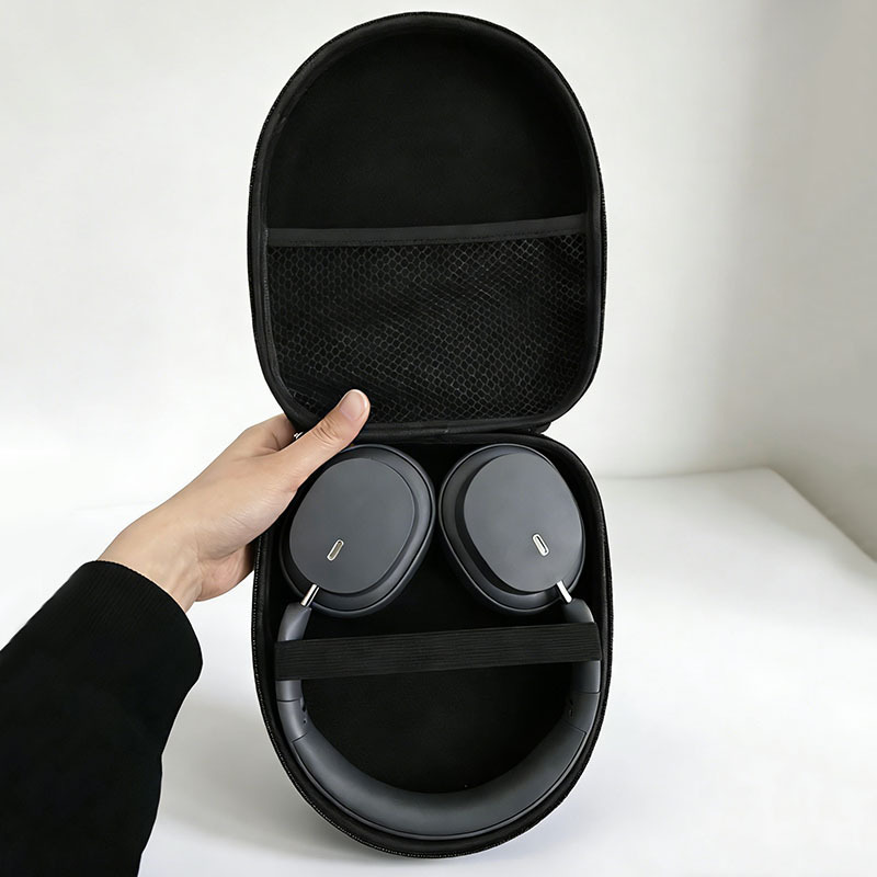 Многофункциональный черный жес – обзор и цена Headphone Case Hard